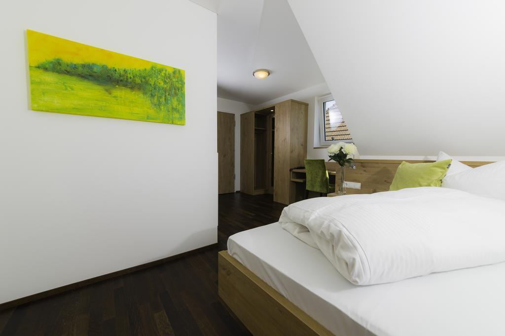 Hotel Rheingold Gailingen Phòng bức ảnh